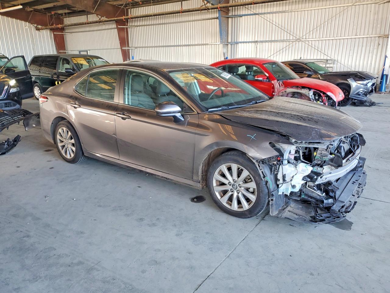 2019 Toyota Camry le