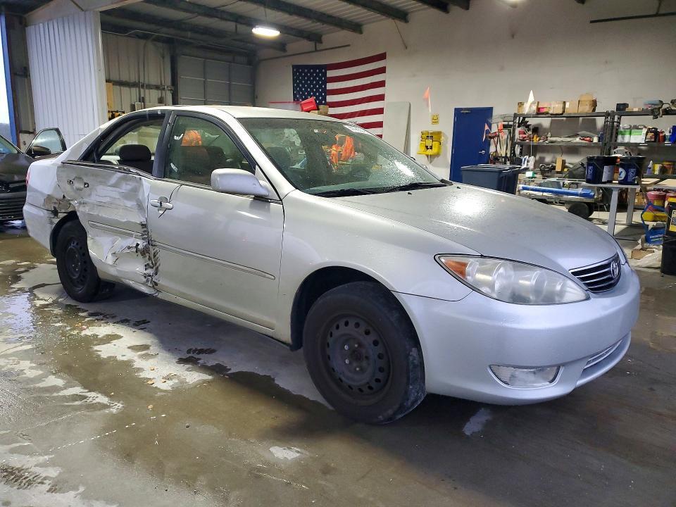 2005 Toyota Camry xle