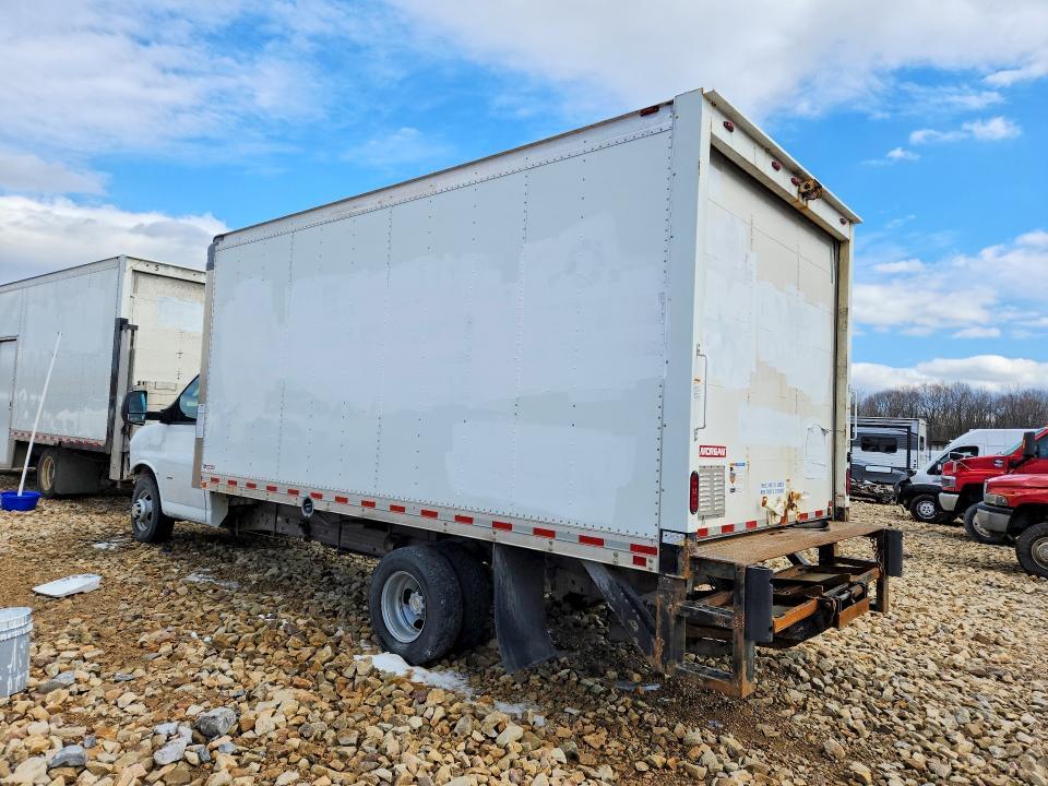 2019 Chevrolet Express BOX Truck