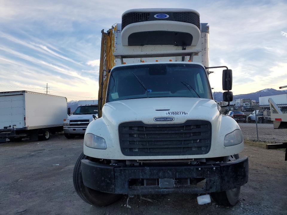 2025 Freigliner 2025 Freightliner Business Class M2 Refrigerated b