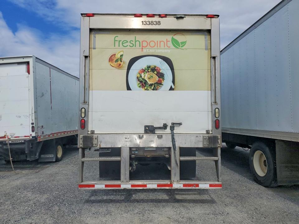 2015 Freightliner Business Class M2 Refrigerated B