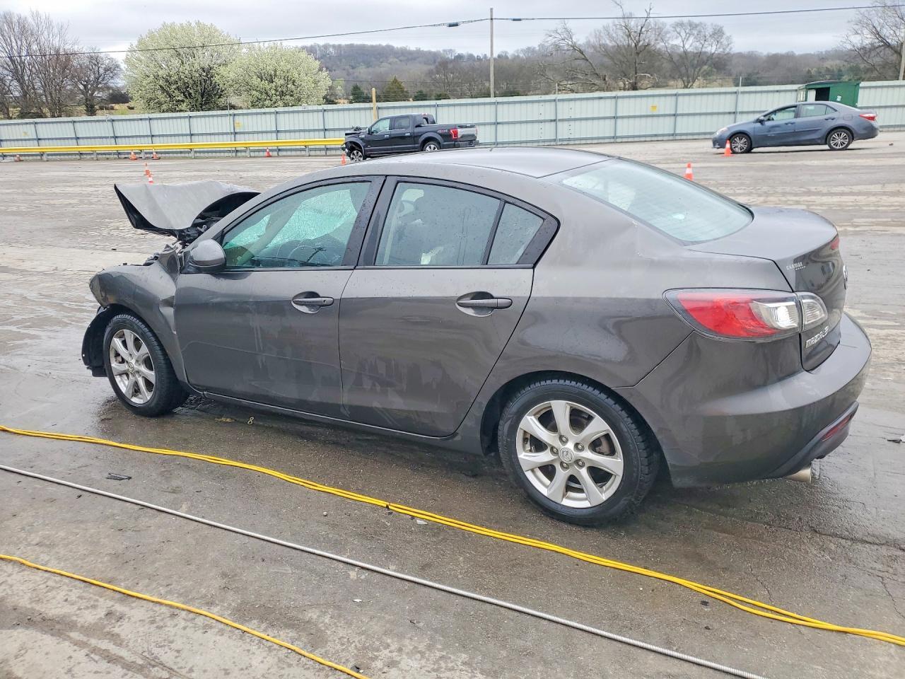2011 Mazda 3 I