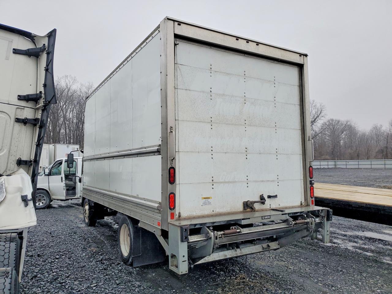 2024 Isuzu NPR HD BOX Truck