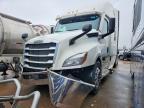 2020 Freigliner 2020 Freightliner Cascadia 126 Semi Truck