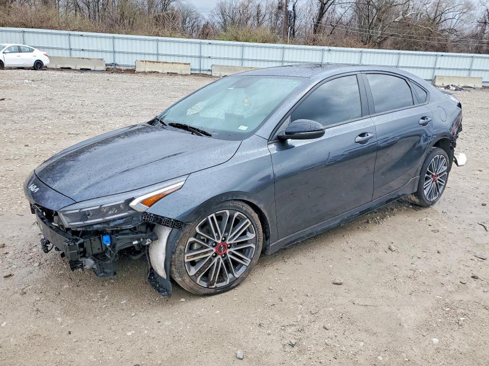 2023 KIA Forte gt