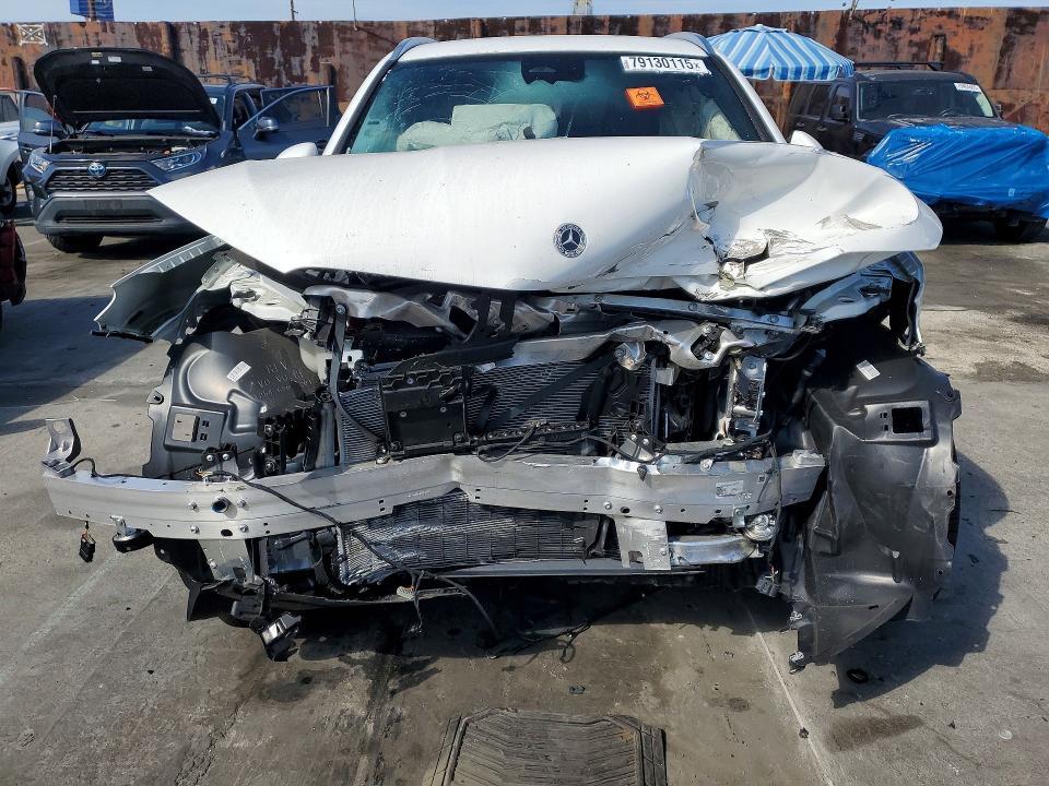 2025 Mercedes-Benz Glc 300