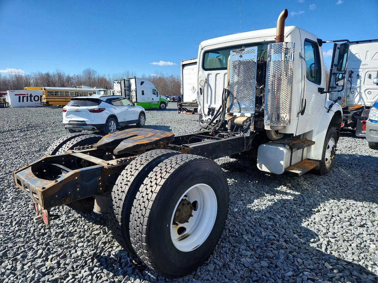 2016 Freightliner Business Class M2 Semi Truck