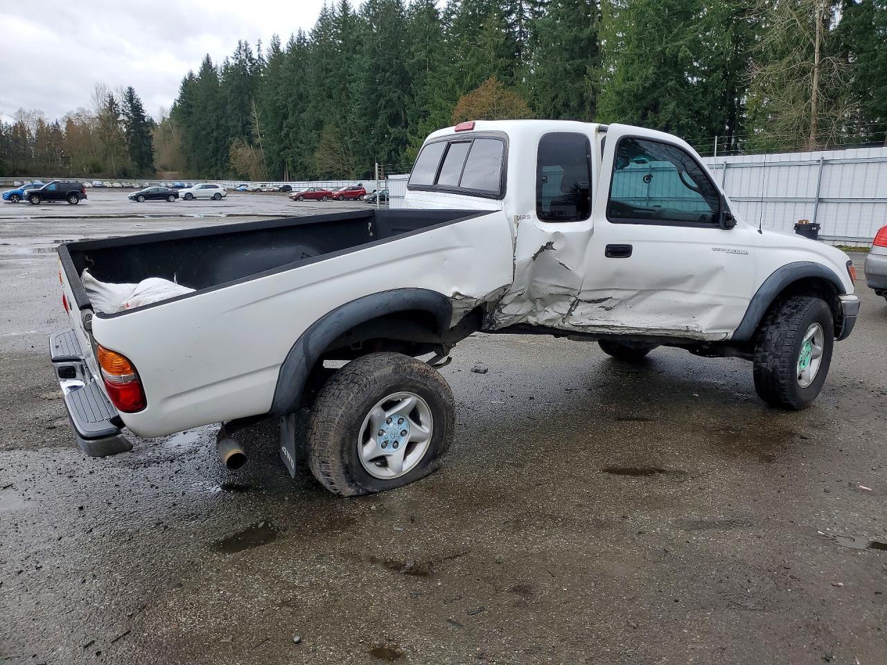 2004 Toyota Tacoma Base