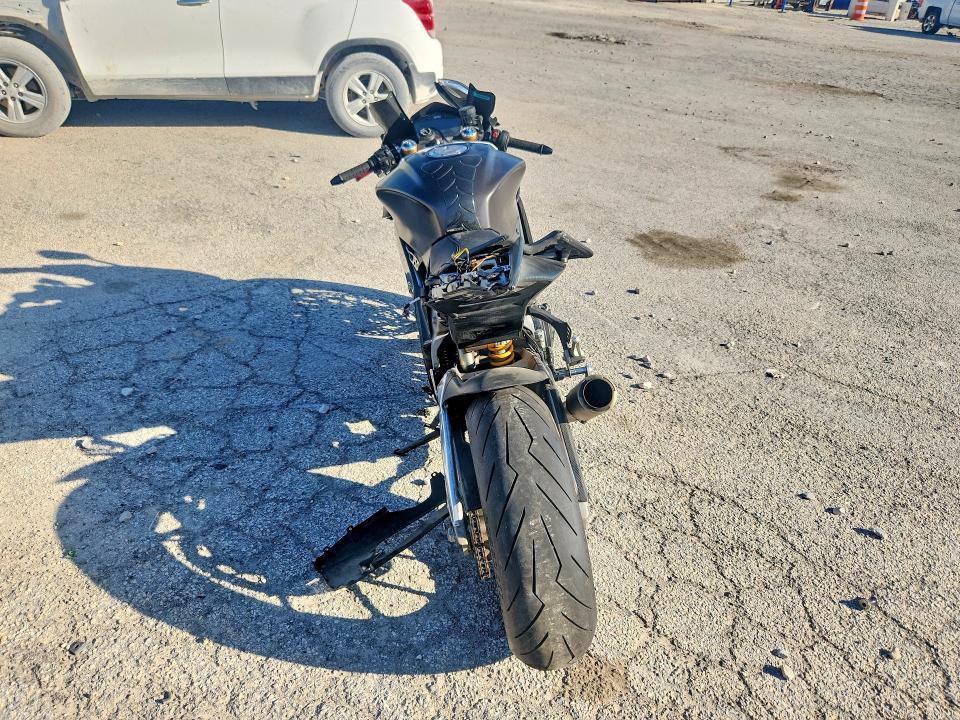 2019 Aprilia RSV4