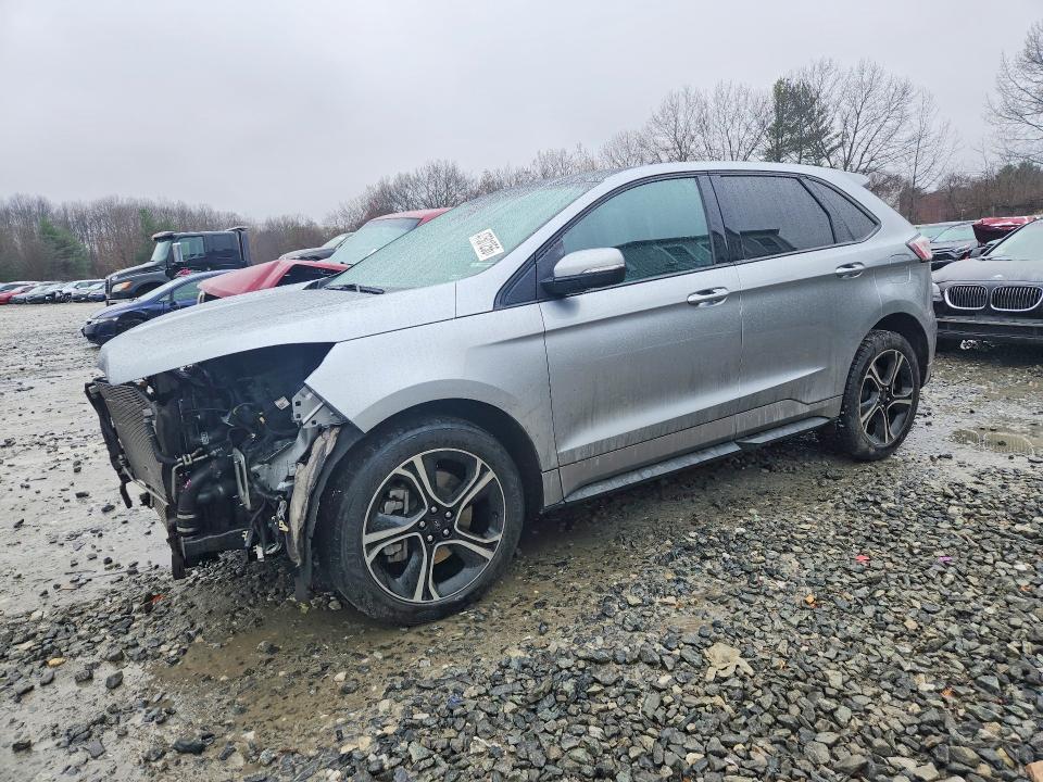 2022 Ford Edge st