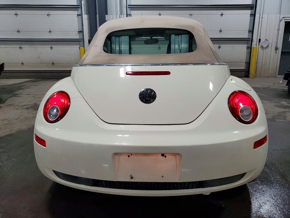 2008 Volkswagen New Beetle Convertible se