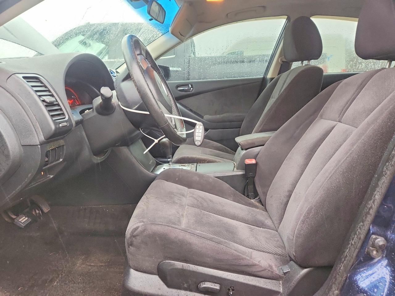 2009 Niss Altima