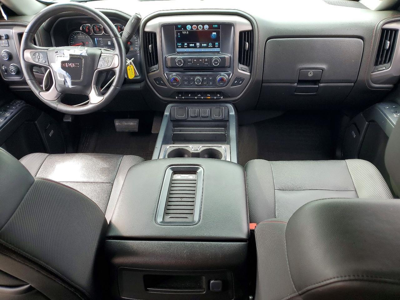 2017 GMC Sierra K1500 SLT