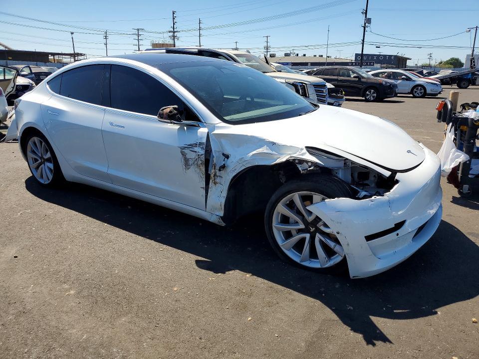 2020 Tesla 3