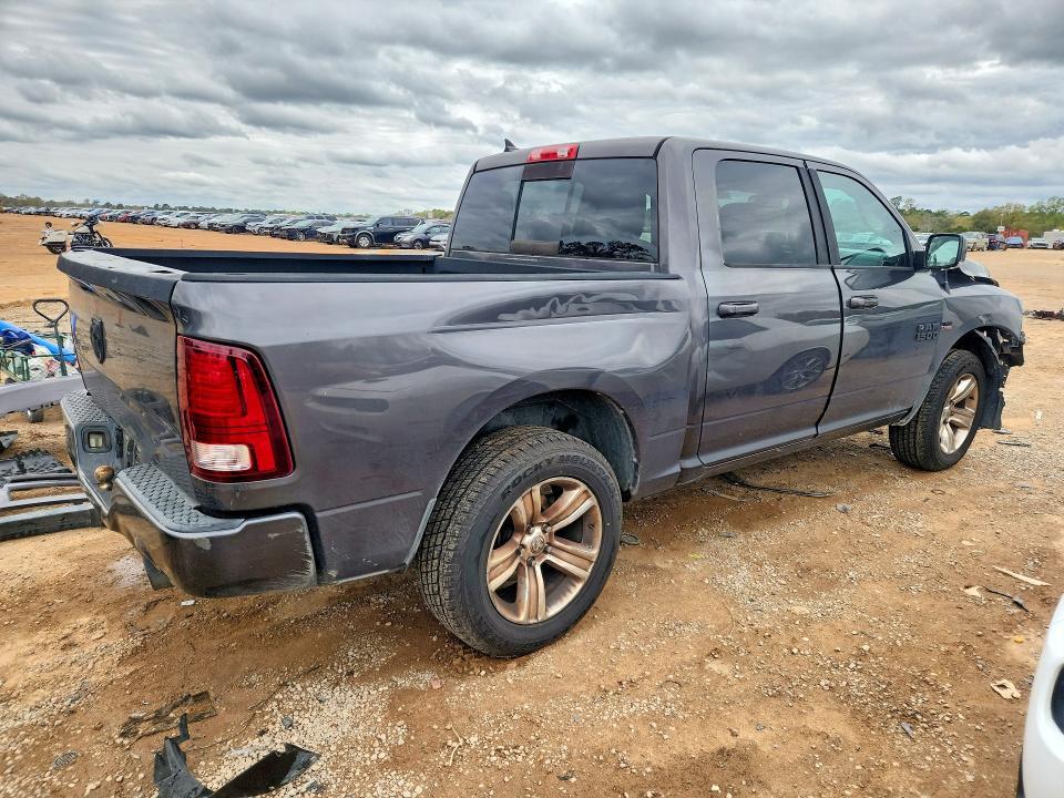2015 Dodge RAM 1500 Sport