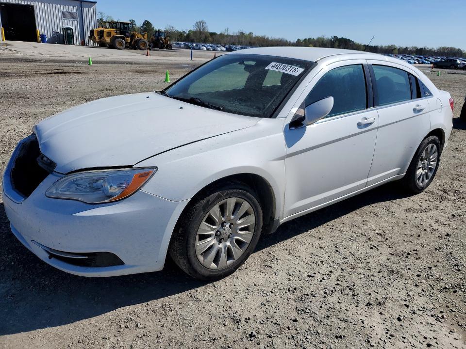 2013 Chrysler 200 lx