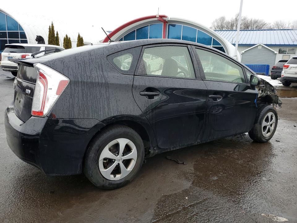 2015 Toyota Prius two