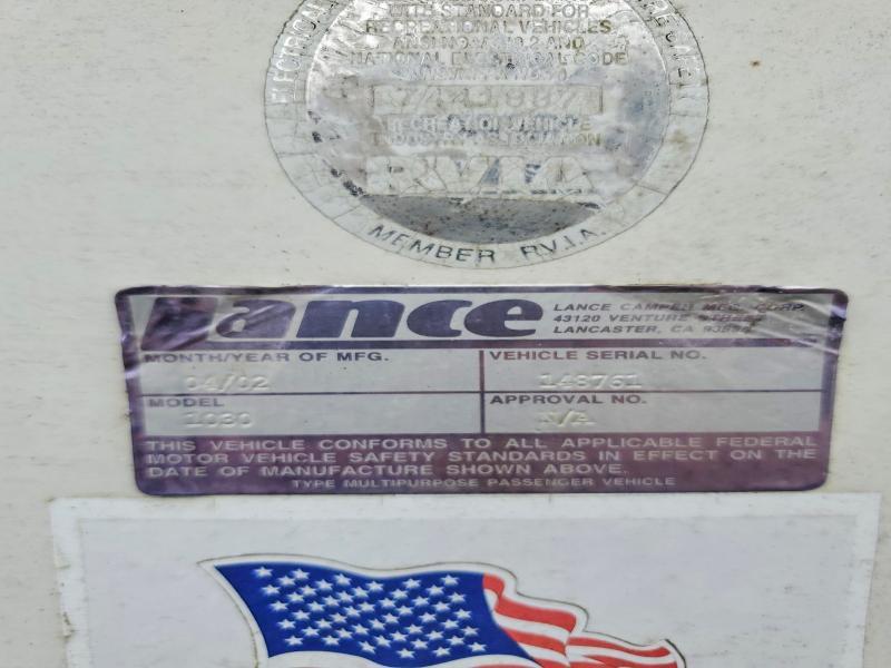 2002 Lance Camper