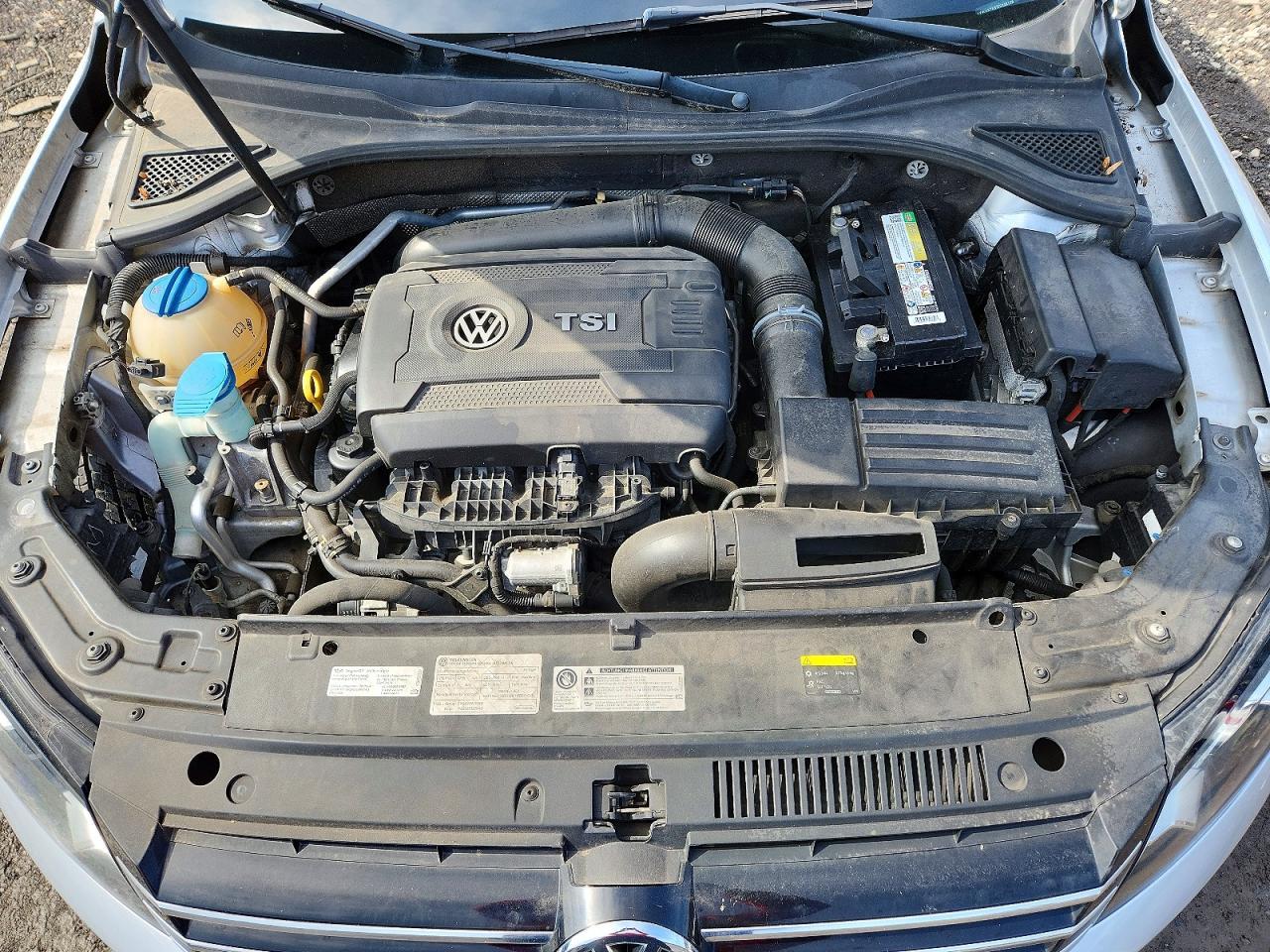 2015 Volkswagen Passat s