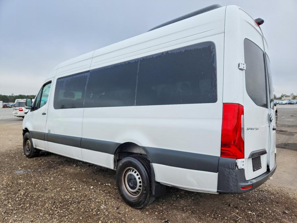 2025 Mercedes-Benz Sprinter 2500
