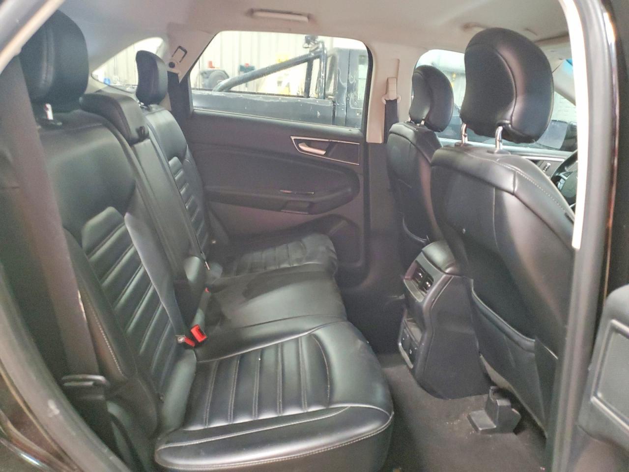 2019 Ford Edge sel