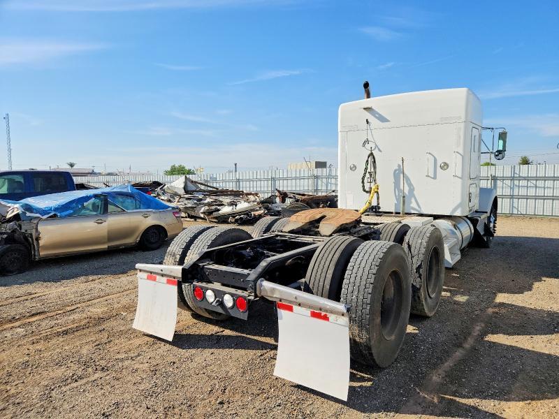 2015 Kenworth T800 Semi Truck