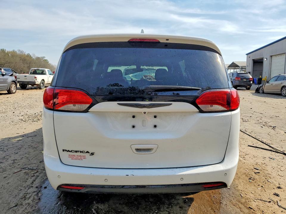 2018 Chrysler Pacifica Touring Plus
