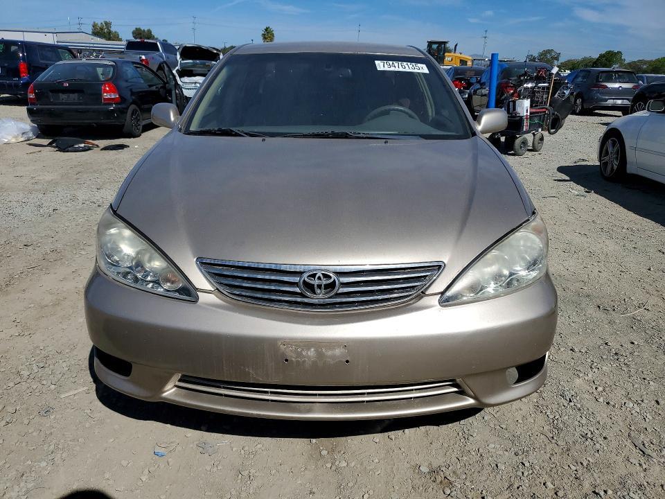 2005 Toyota Camry xle