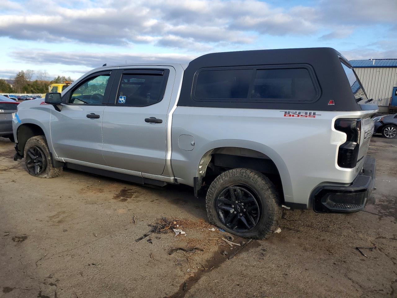 2021 Chevrolet Silverado K1500 Trail Boss Custom