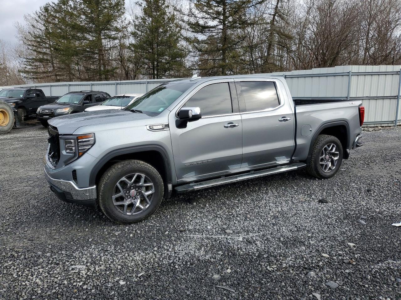 2026 GMC Sierra K1500 SLT