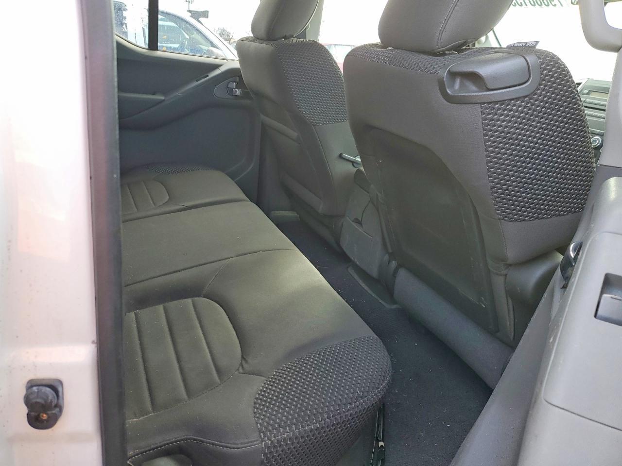 2012 Nissan Frontier S