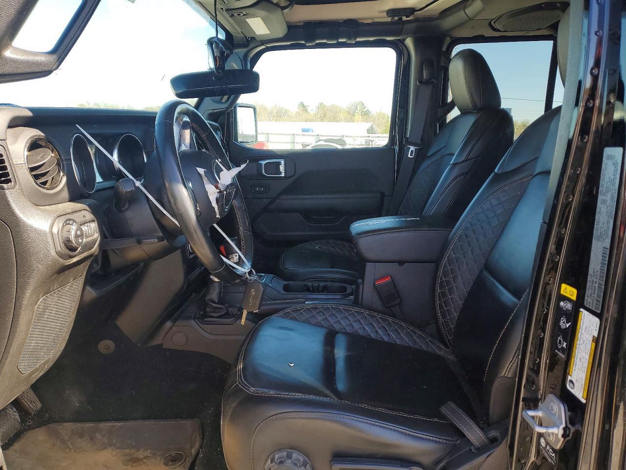 2022 Jeep Gladiator Overland