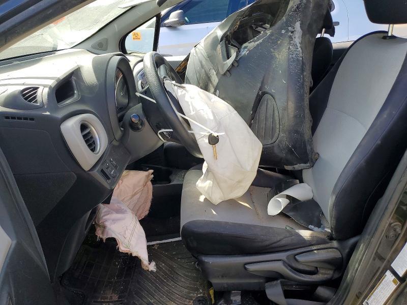 2014 Toyota Yaris 5-door le