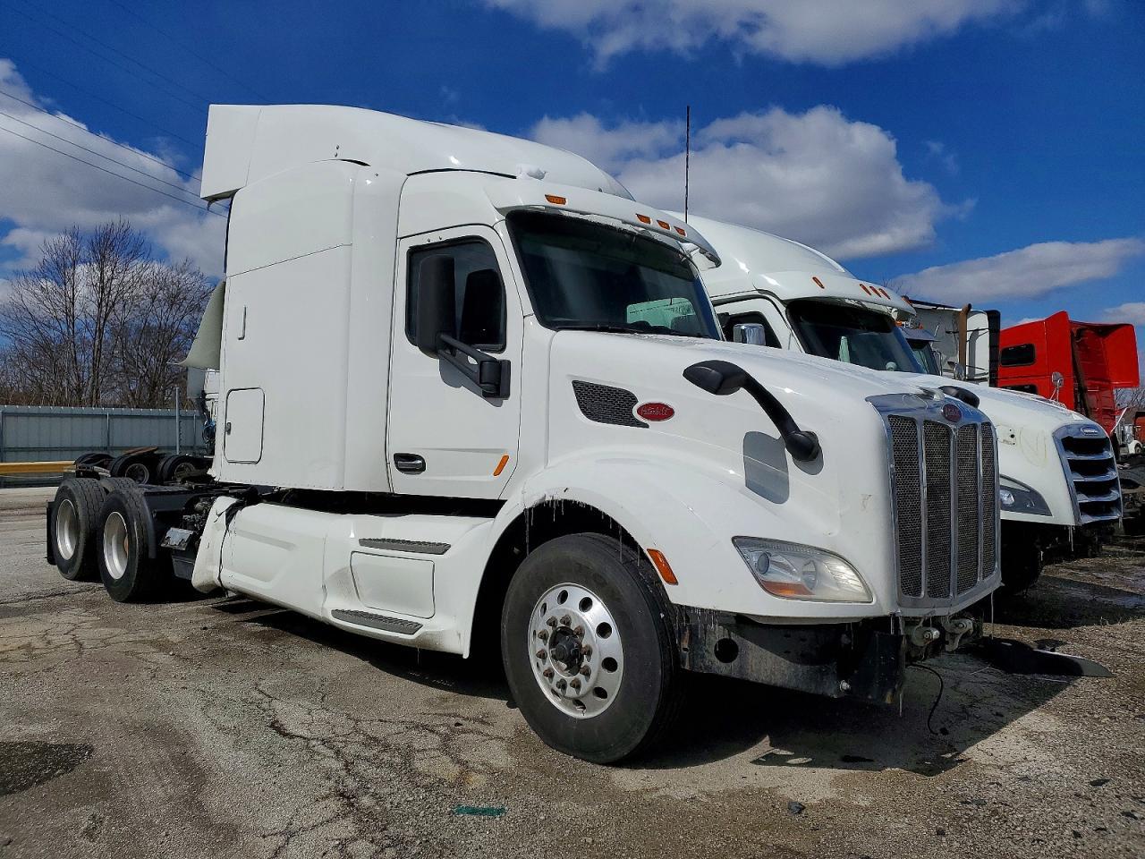 2019 Peterbilt 579 Semi Truck
