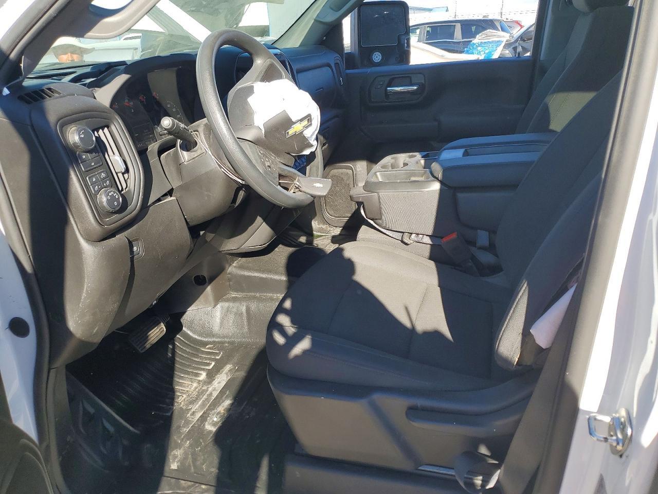 2025 Chevrolet Silverado K3500