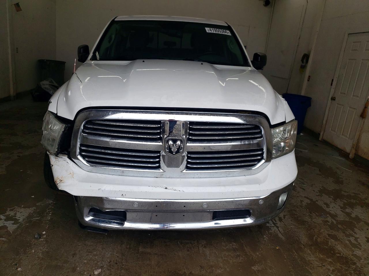 2017 Dodge RAM 1500 SLT