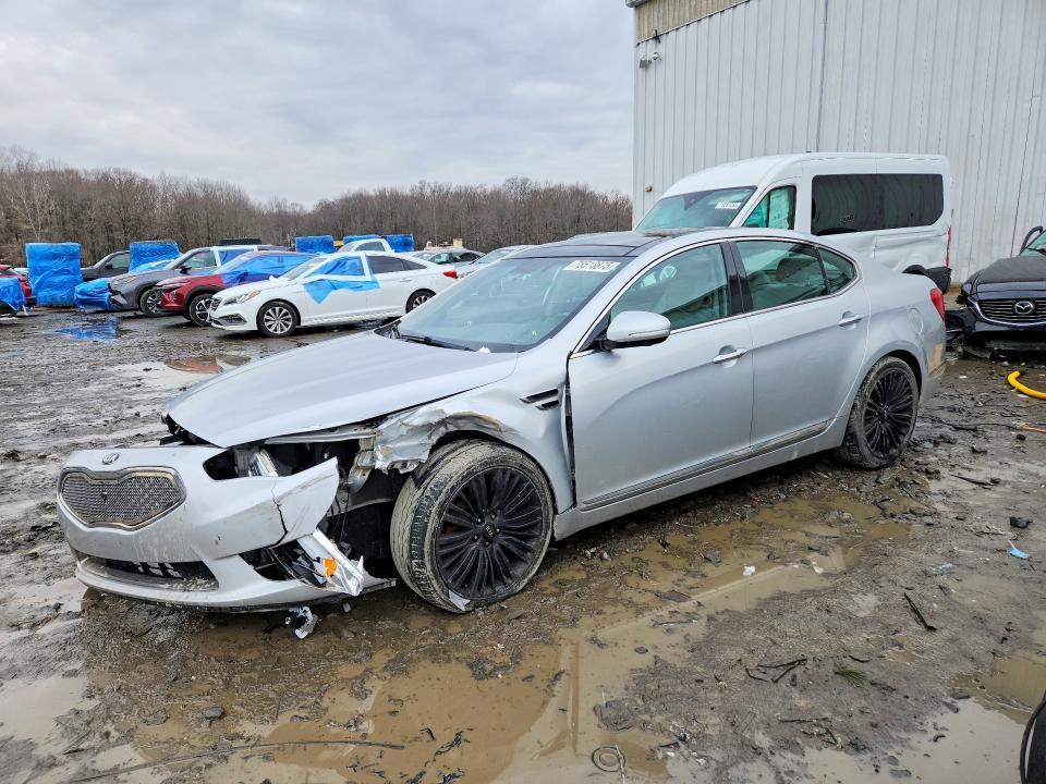 2016 KIA Cadenza Limited