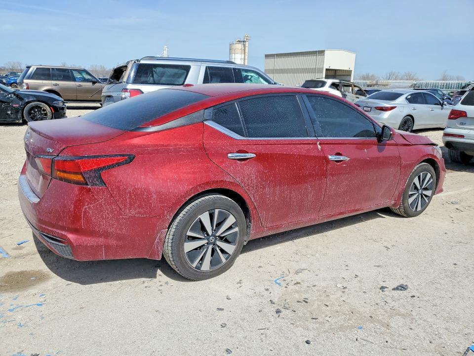 2021 Nissan Altima 2.5 sv