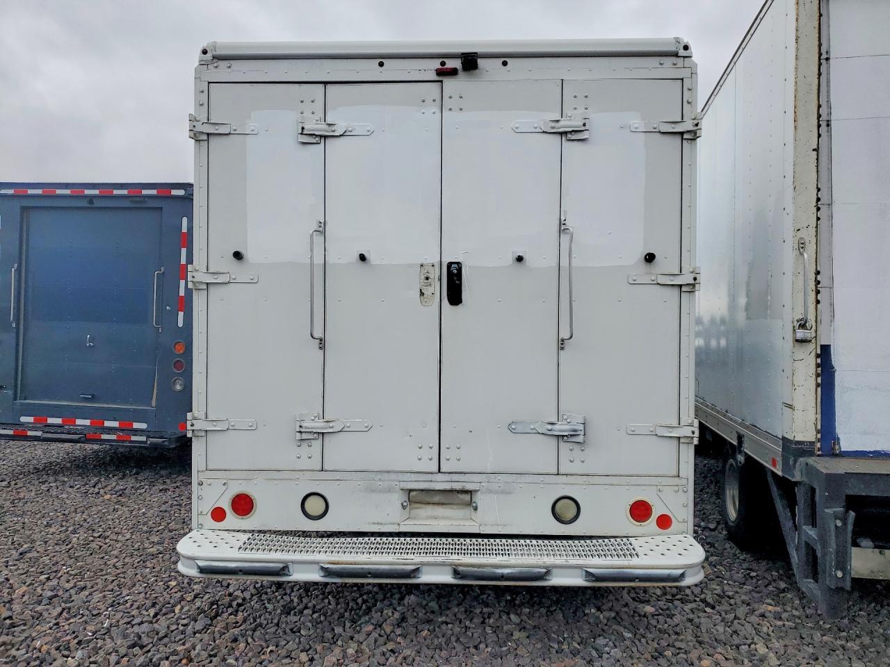 2013 Ford F59 Delivery Truck