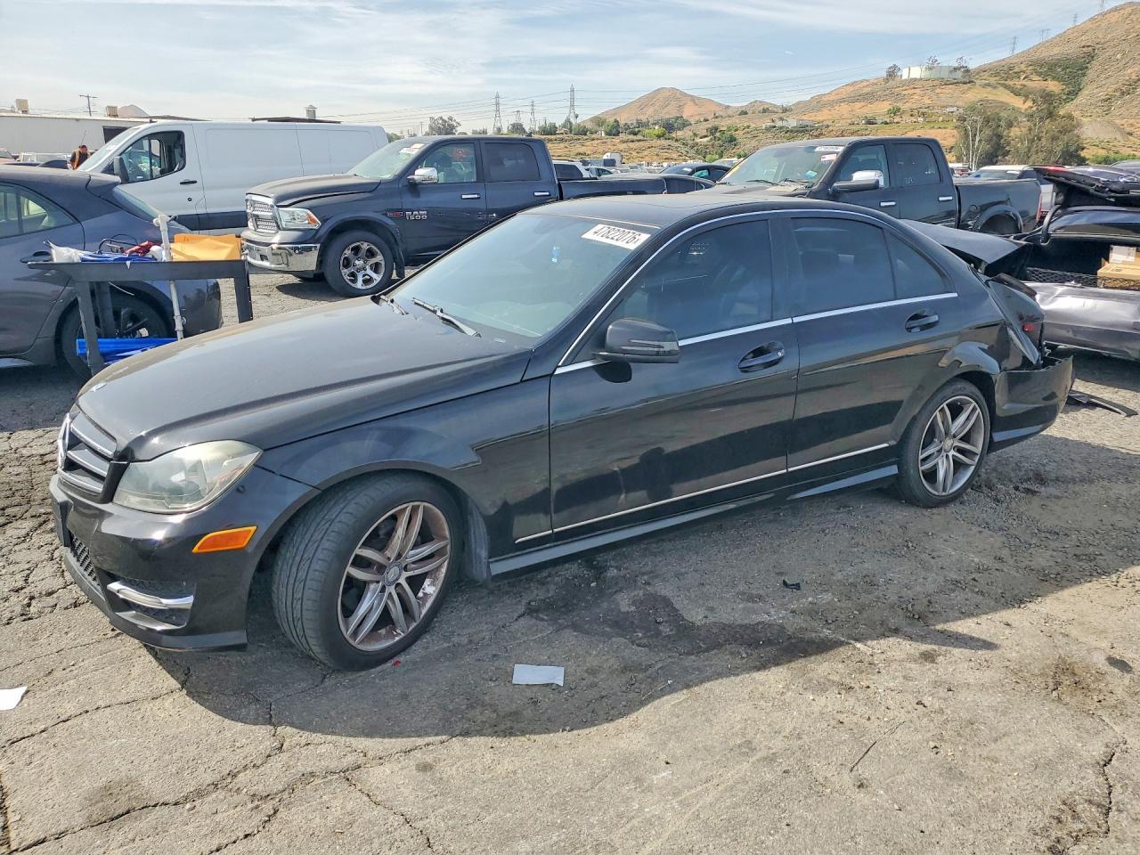 2014 Mercedes-Benz C 250