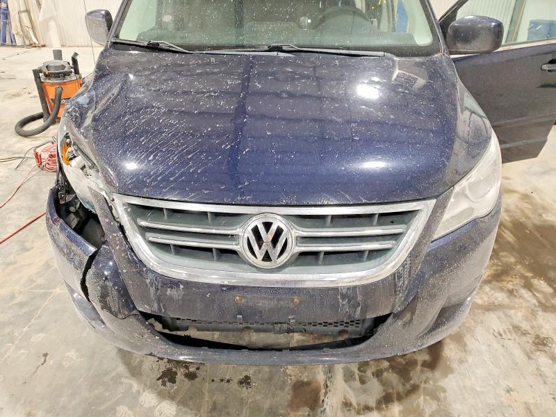 2012 Volkswagen Routan se