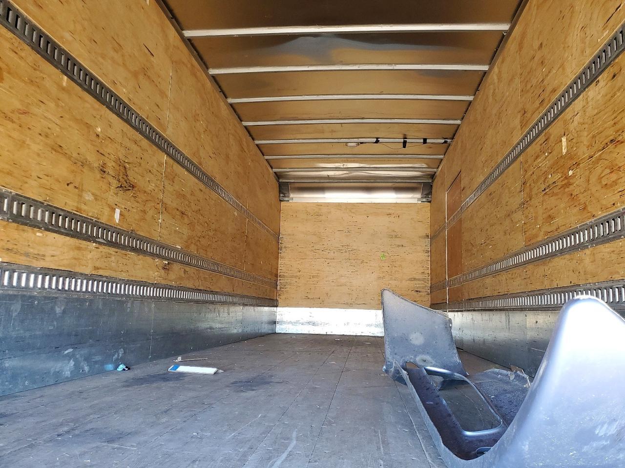 2017 International 4300 BOX Truck