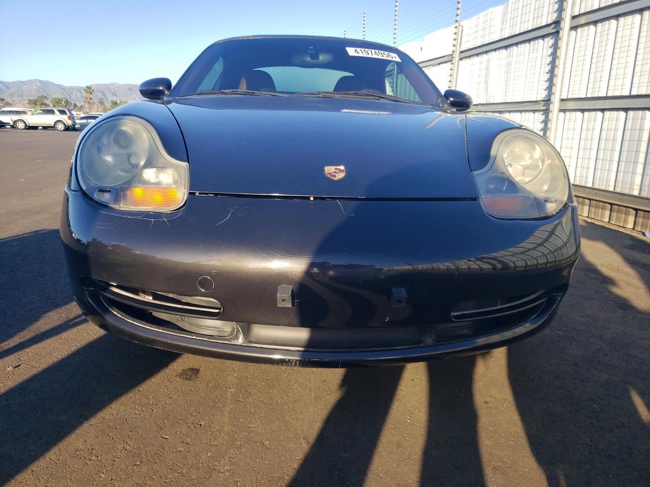 2001 Porsche 911 Carrera 2
