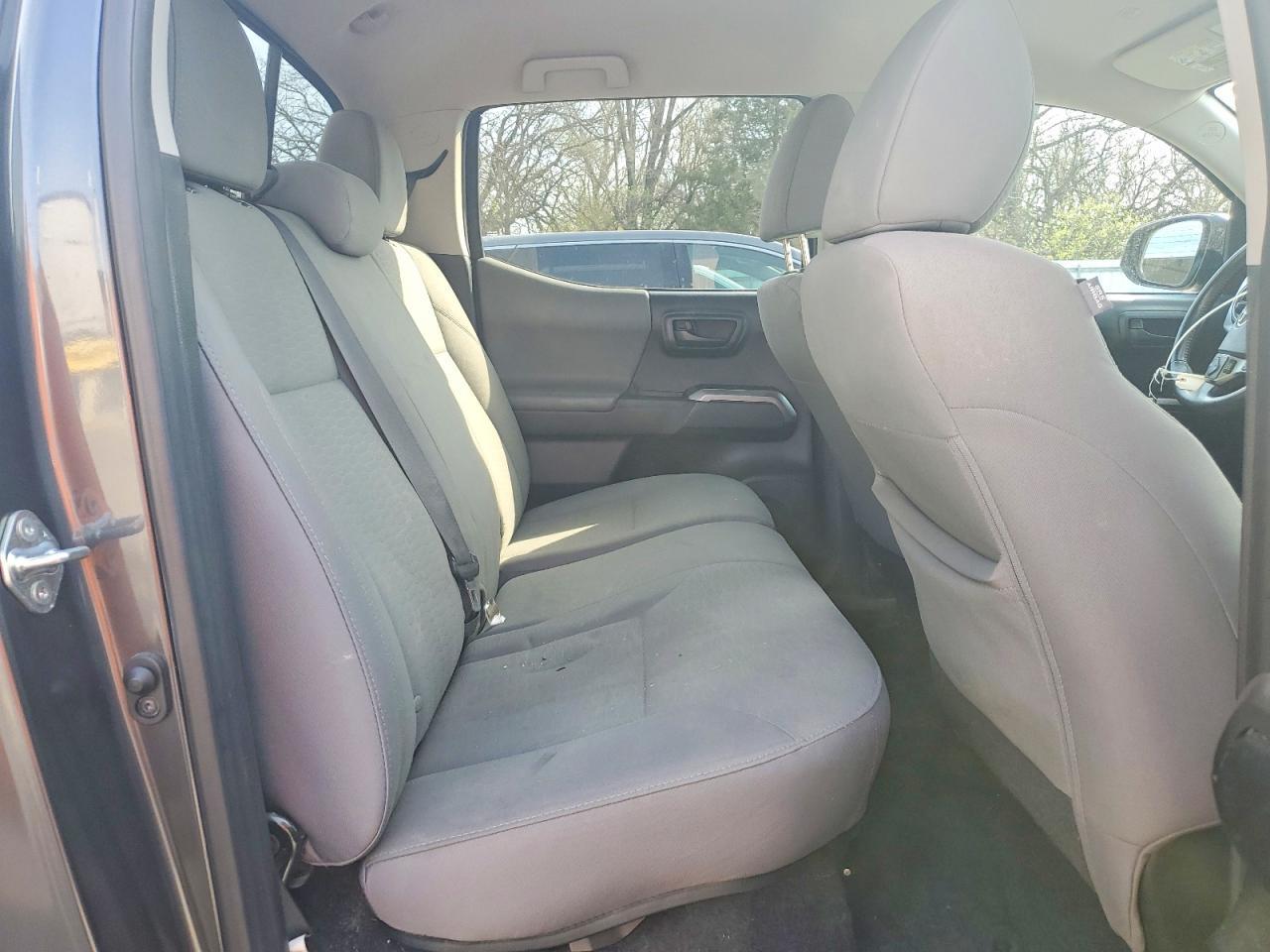 2019 Toyota Tacoma SR5 V6