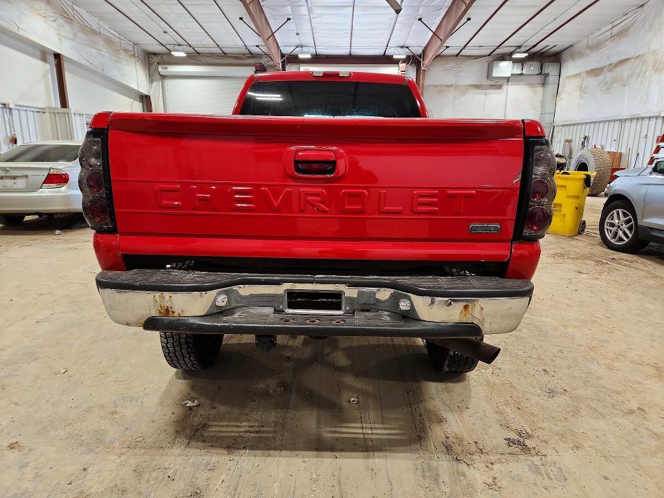 2004 Chevrolet Silverado K2500 Heavy Duty