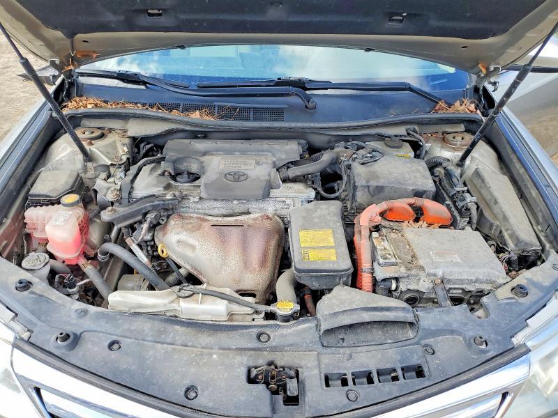 2014 Toyota Camry Hybrid le