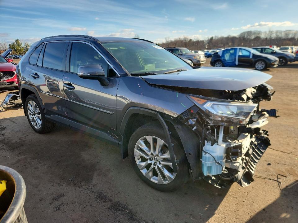 2019 Toyota Rav4 xle Premium