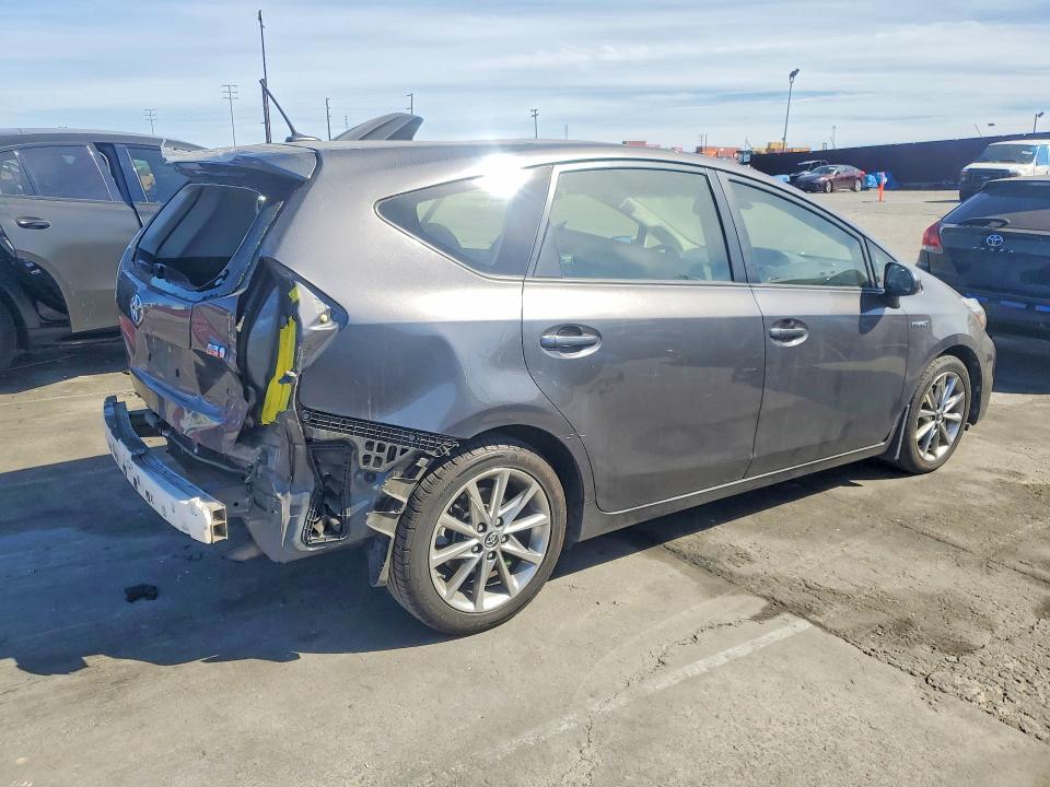 2017 Toyota Prius v Five