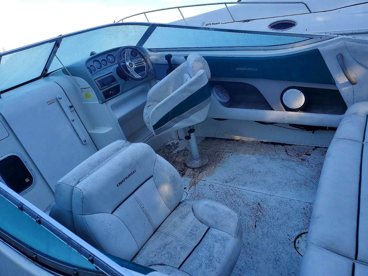 1996 Chaparral Boat
