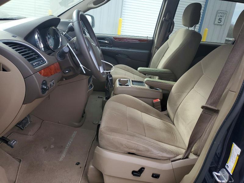 2012 Chrysler Town & Country Touring